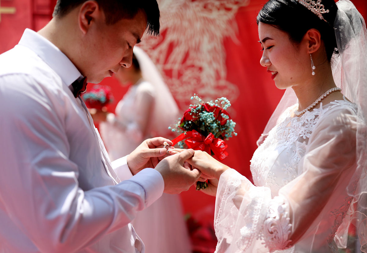 上饶艺术学校2021年招生专业有哪些？- 附招生简章