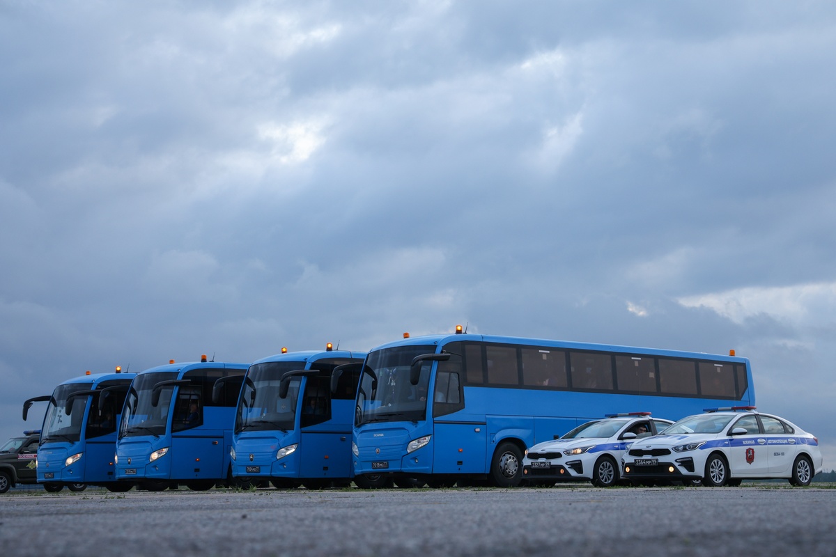 University Transportation Tips: Save Money & Time