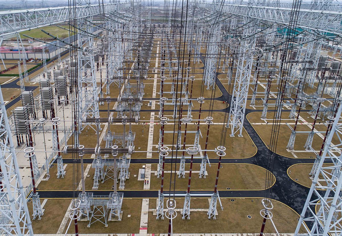 typedef struct uint16_t GridConnect 1;0 uint16_t OffGrid 1; 1 uint16_t InvOperation 2; 2 3 0 等待 1并网 2离网 3 并机 Operation uint16_t InvOperationBf 2; 4 5 0 等待 1并网 2离