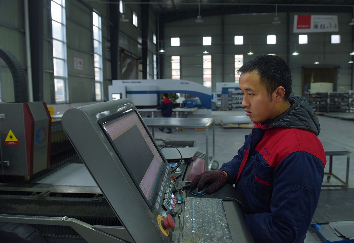 重庆交通职业学校轨道设备维修与管理专业怎么样？优势分析及就业前景