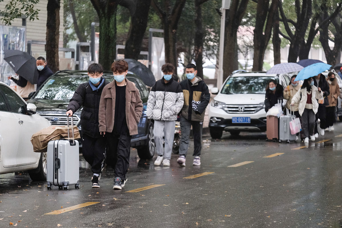 武汉高中什么时候开学2020