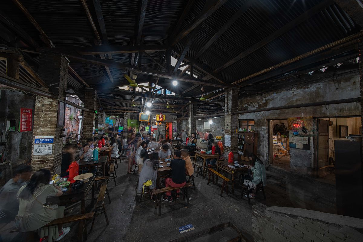 重庆铁路学校就业前景：2020年毕业生就业形势分析