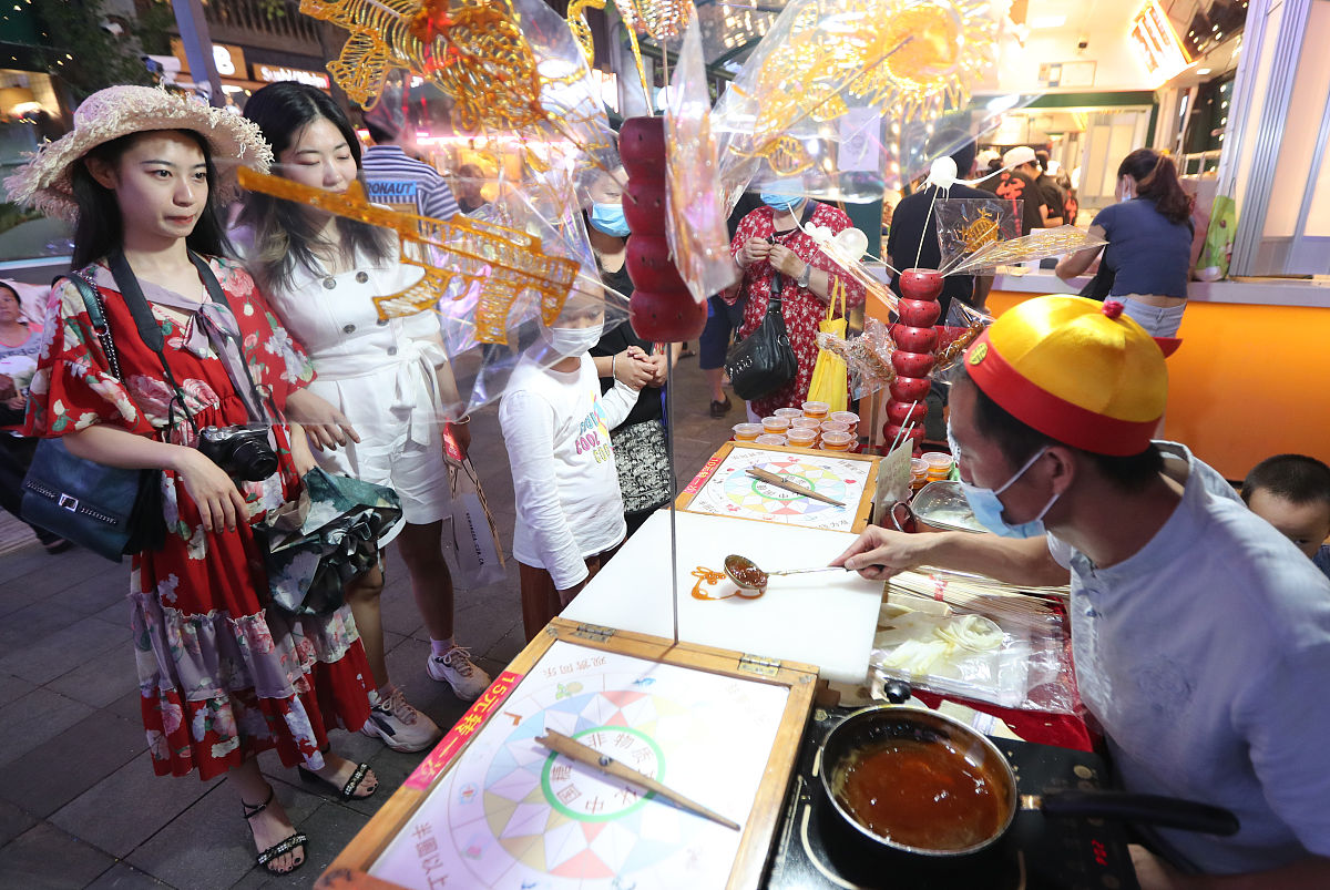 XXX市夜市盛大开街，夏日狂欢等你来！
