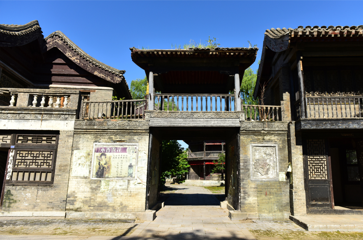 夏日闪光旅行家# 大厂影视小镇位于廊坊市大厂回族自治县,是一个集