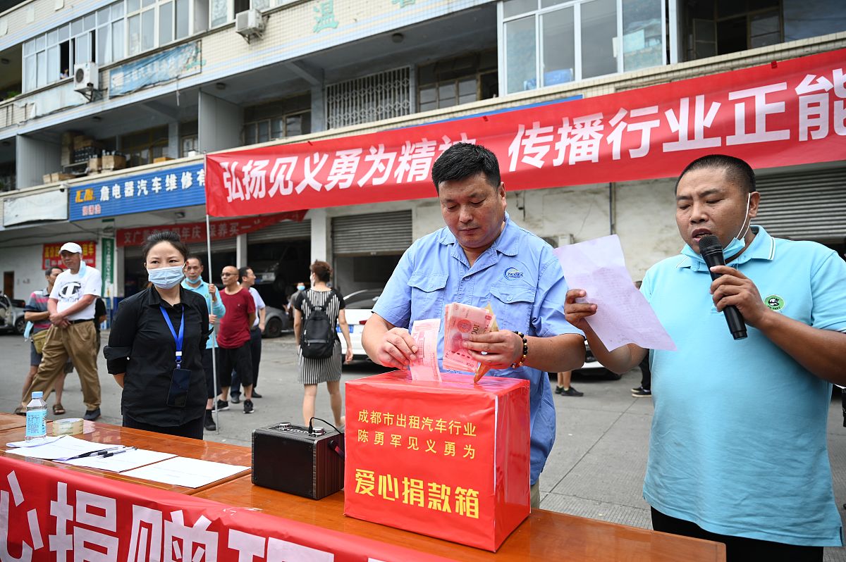 为充分发挥对口支援挂职干部援县作用争取国家财政部支持结合吉安县财政工作和经济社会发展实际从不同角度提出建议事项可以是政策支持改革意见制度完善等。1000字左右