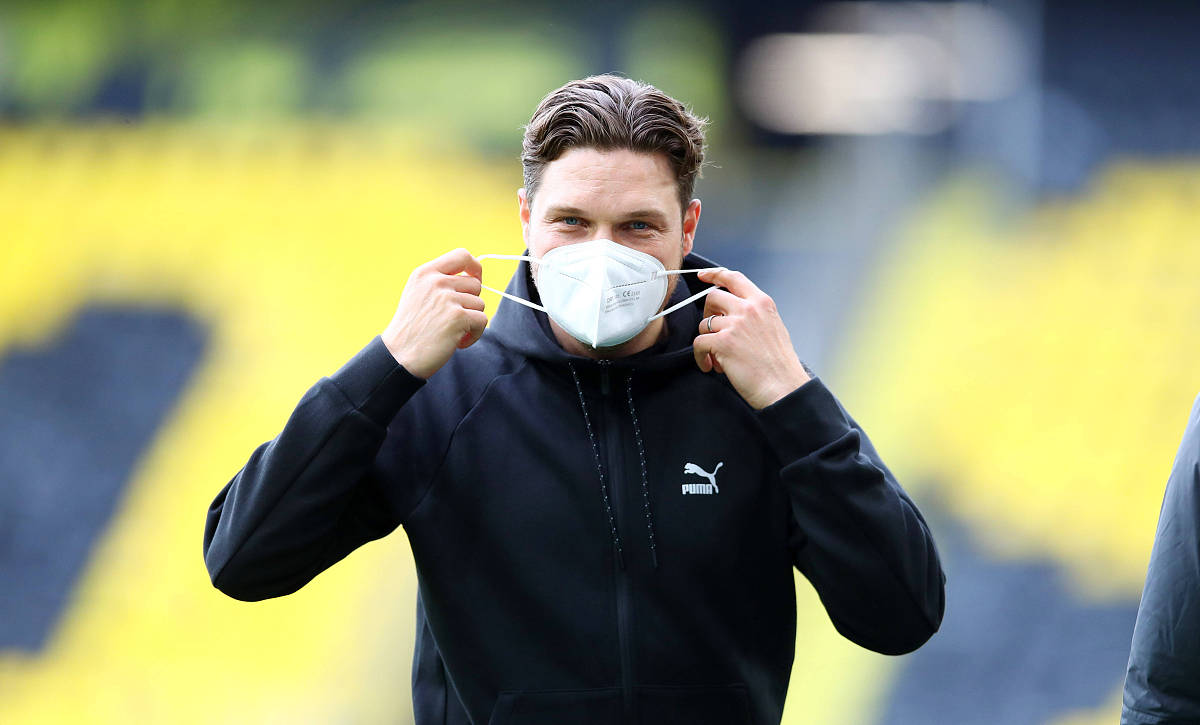 Ayam Dulu atau Telur? Debat Abadi yang Menarik