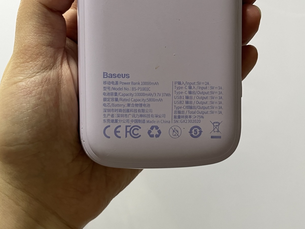 苹果手机刚开始显示充电一会就没在充电了 是什么原因帮我用200字详细描述