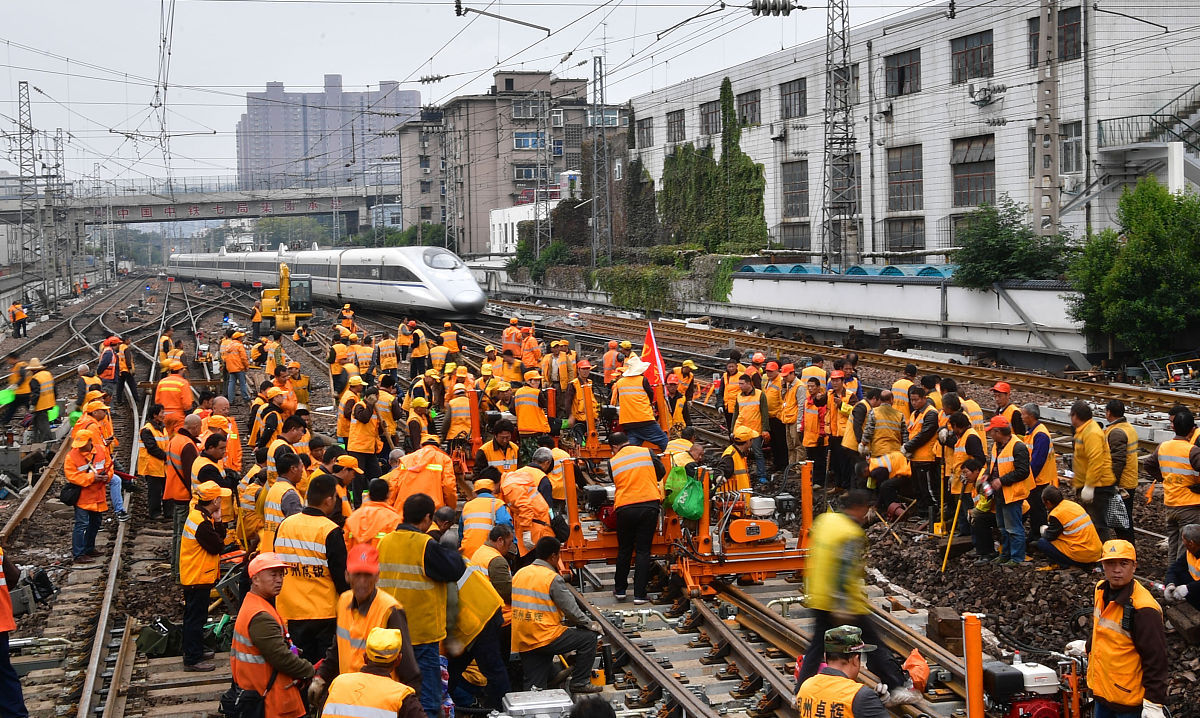 郑州铁路技师学院是公办还是民办？学校正规靠谱吗？