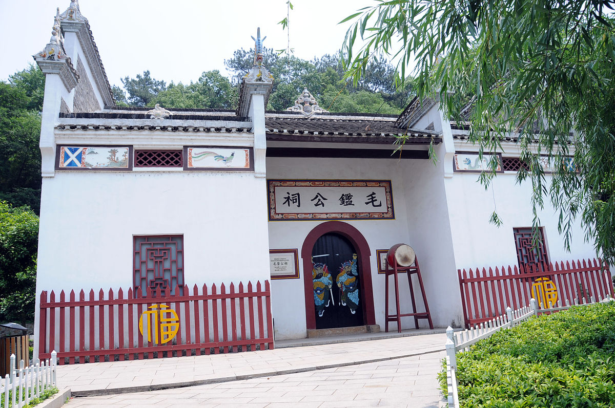 婺源鄣公山共产主义劳动大学地址在哪里