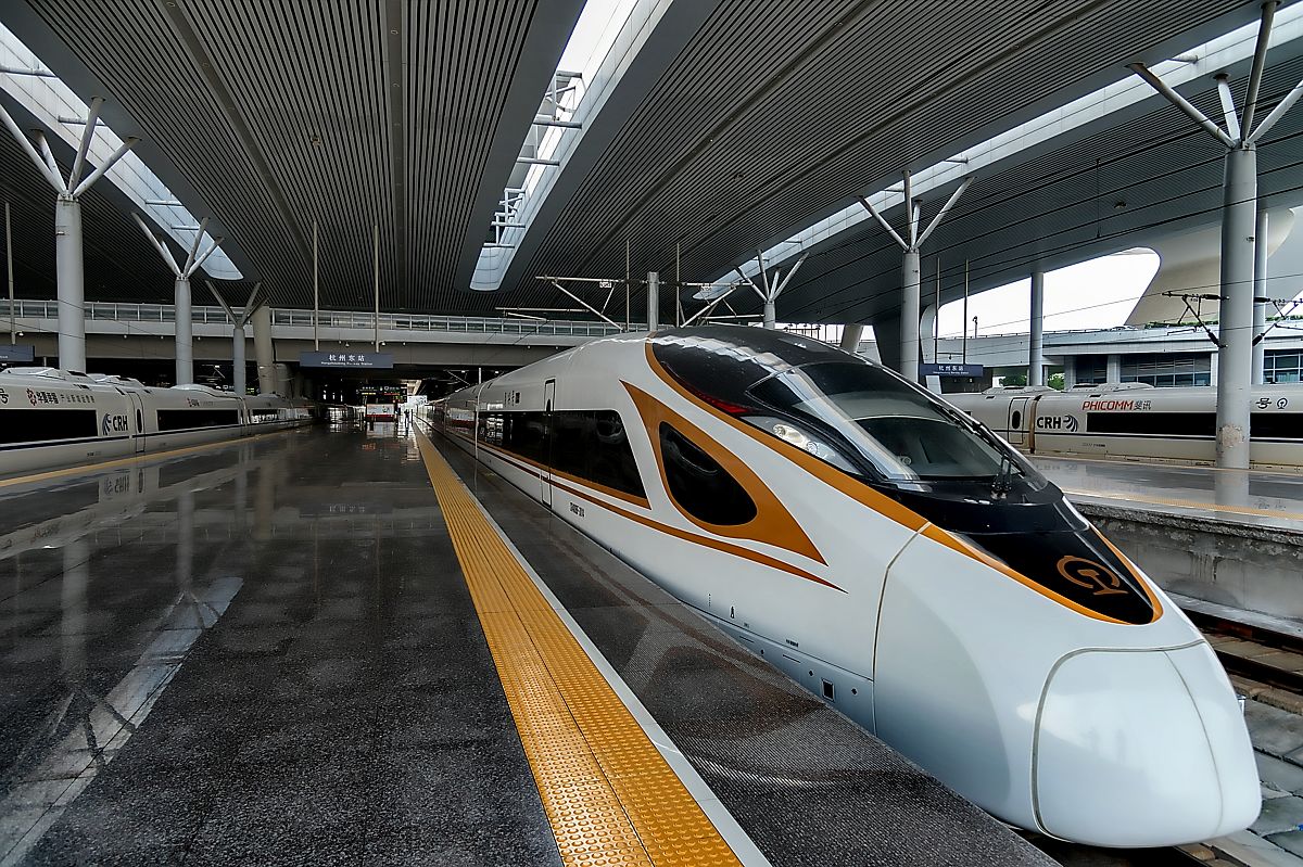 兰州高铁学校铁路专业都有哪些课程