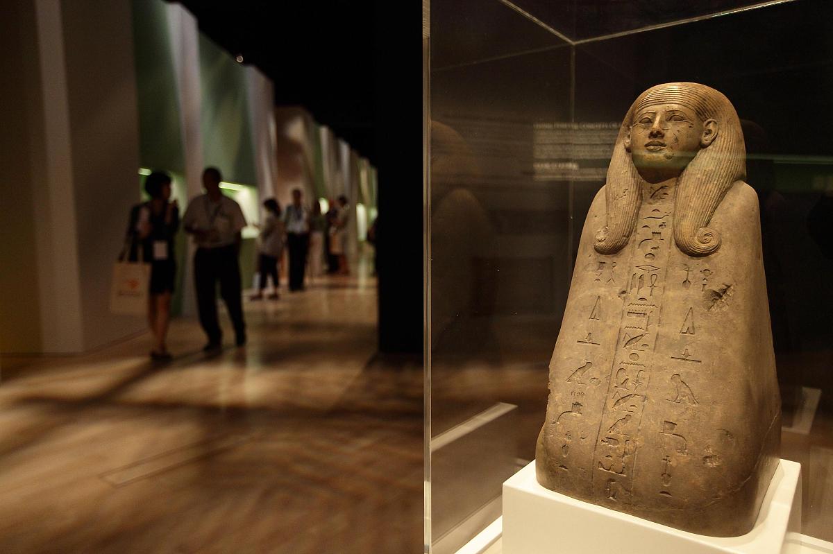 写10篇关于世界国家文化方面的文章中文标题