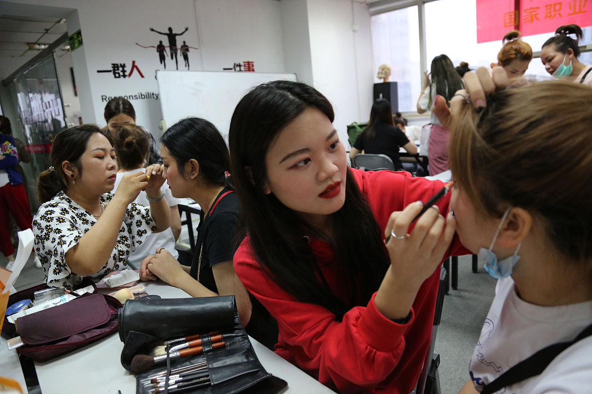 绵阳理工学校美发与形象设计专业涉及哪些课程