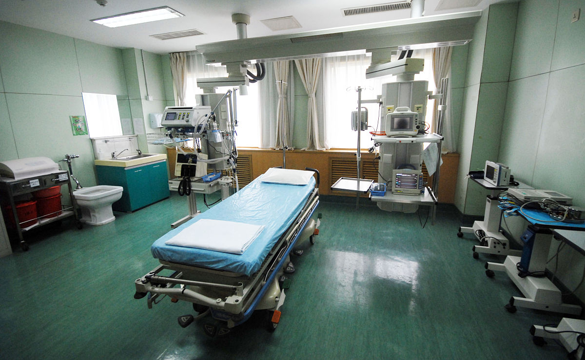 遵义医药高等专科学校卫生信息管理专业就业方向：医院、信息系统开发、医疗保险等