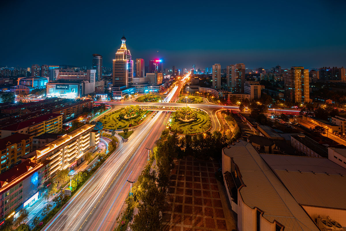2020年9月,济南,八一立交桥夜景美.