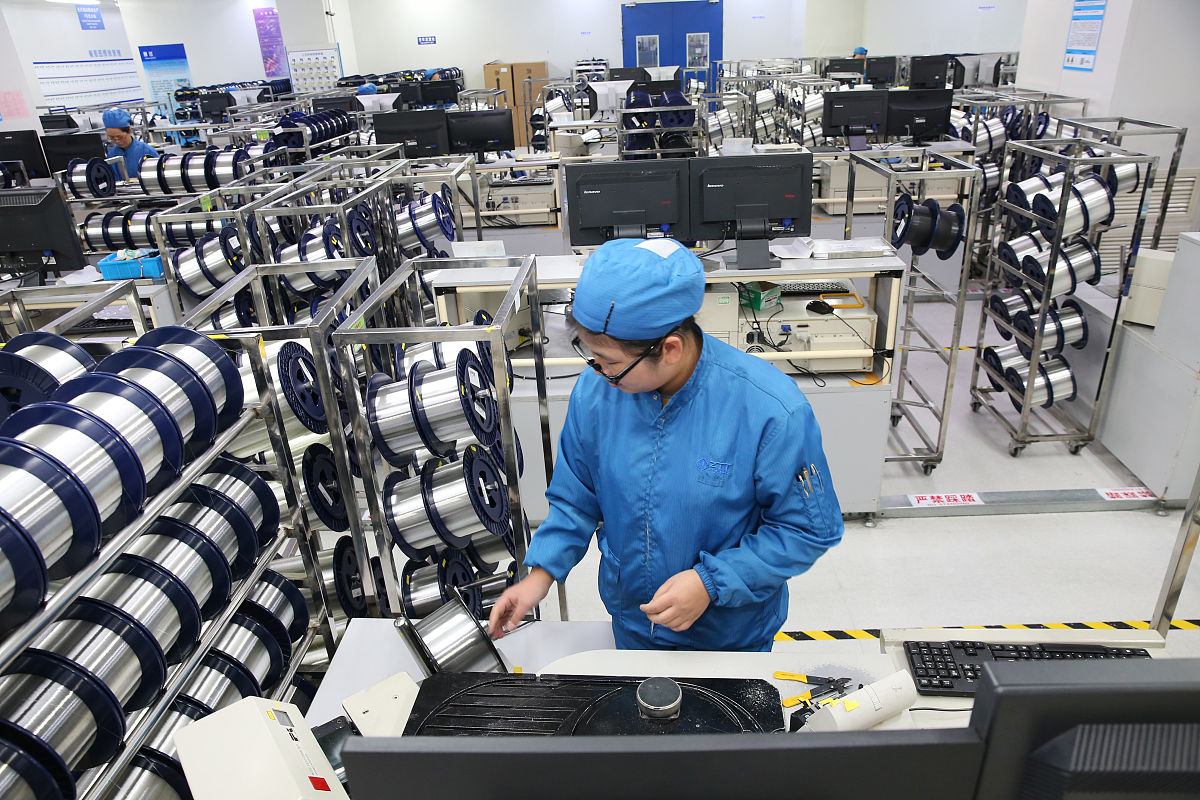 参观新疆腾宇光电科技有限公司的实习日志600字