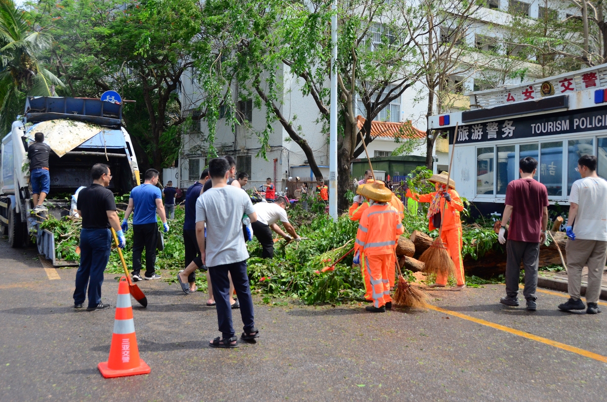 街道道路积尘治理建议：有效减少尘土飞扬，改善空气质量