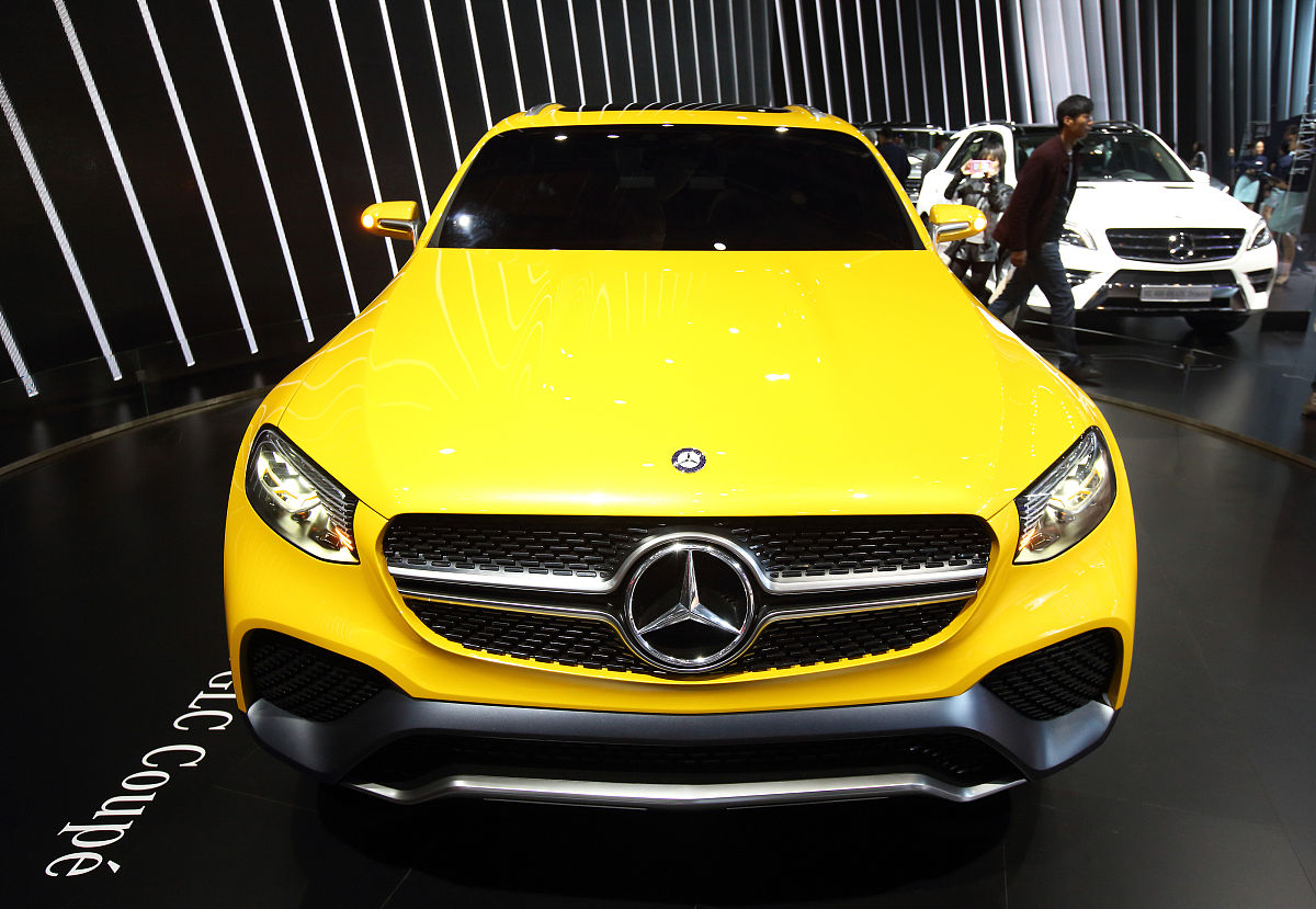 2015年4月21日,上海,2015上海国际车展进入第二天.daimler ag's merce