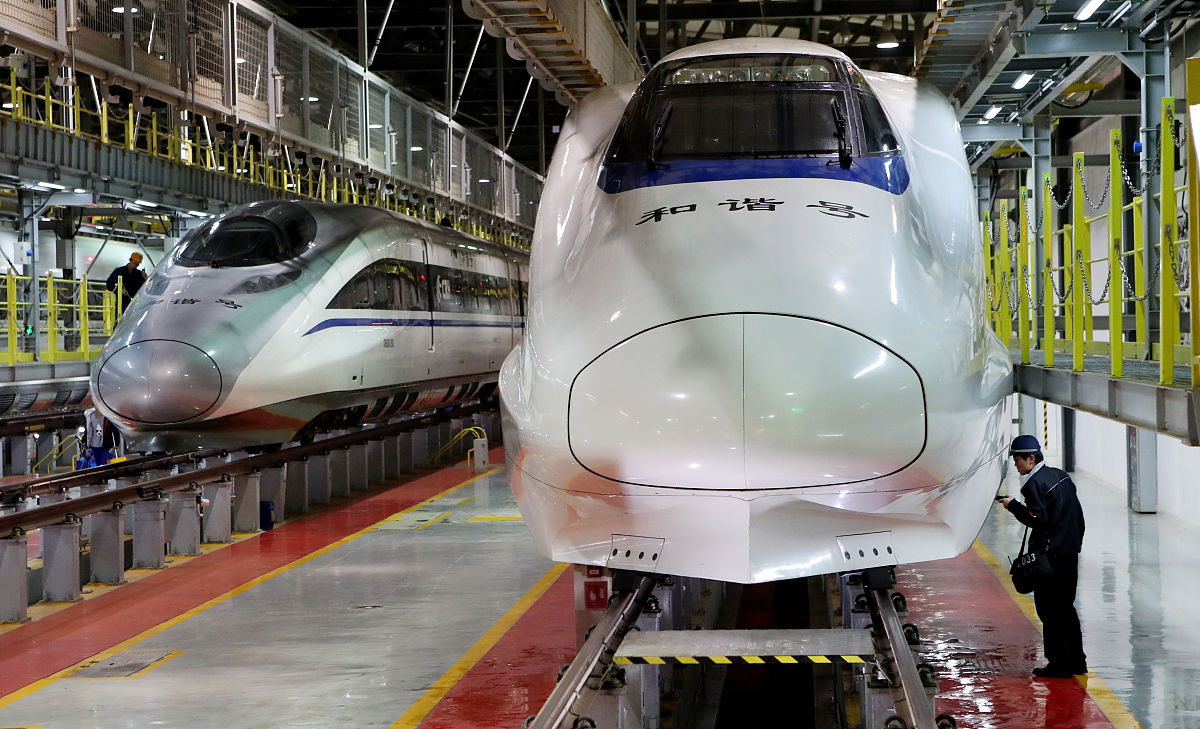 昆明铁路技校 昆明轻轨交通学校报名费用