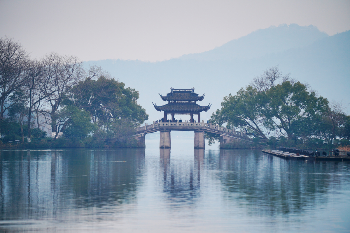 动态连更挑战# 浙江暴雨天气终于迎来短暂雨歇,但