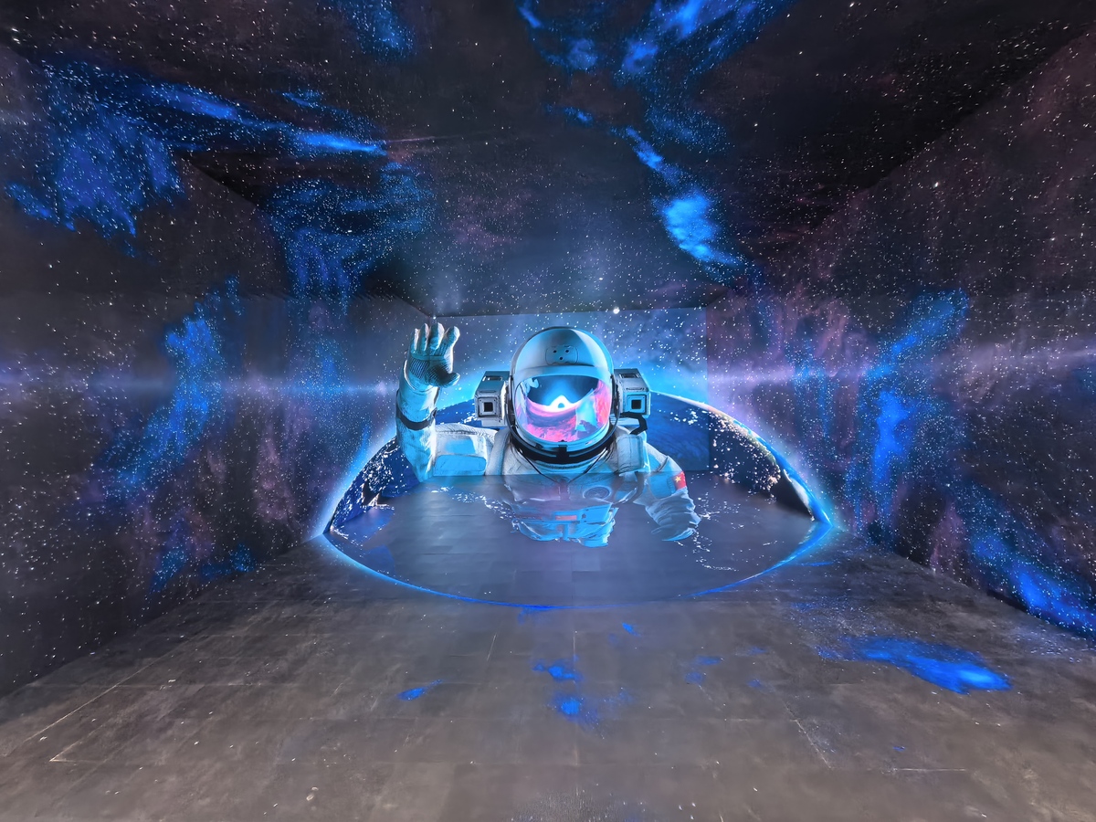 总结元宇宙服装新业态发展的现状