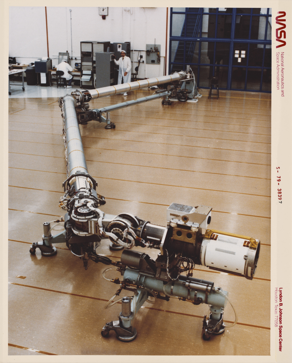 Aircraft Tail Elevator Hydraulic Actuator Response to Unit Step Input