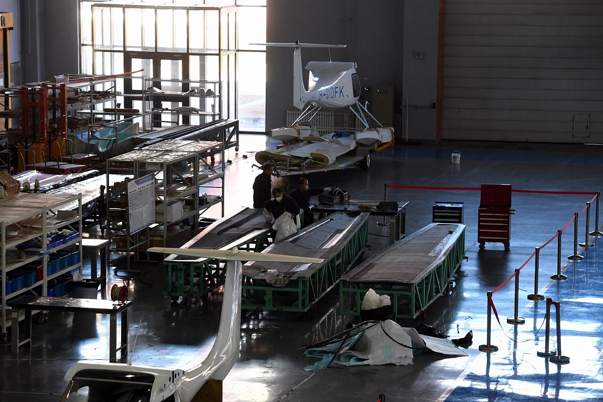 改善航空高精复杂零件柔性作业车间的节能调度问题对社会的经济影响