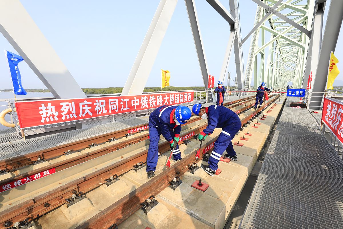 西安铁路学校学历解读：2021年就业前景和发展方向