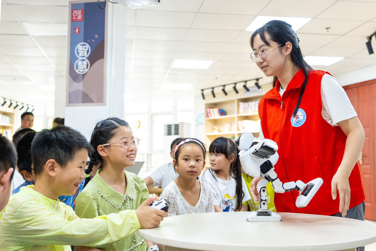志愿服务科技馆：传播科学火种，点燃科技梦想