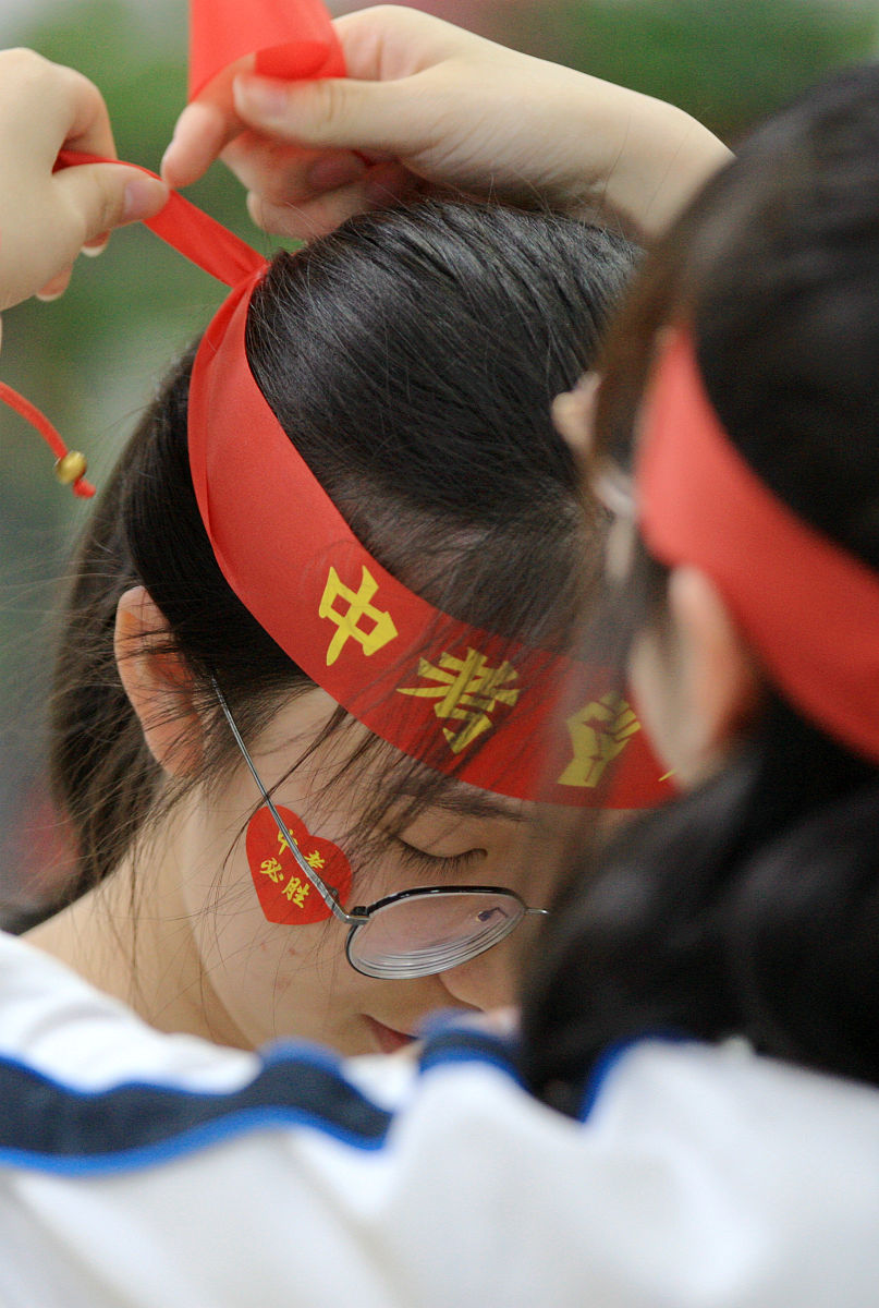 毕业季标语：10句经典语录，致敬青春梦想！