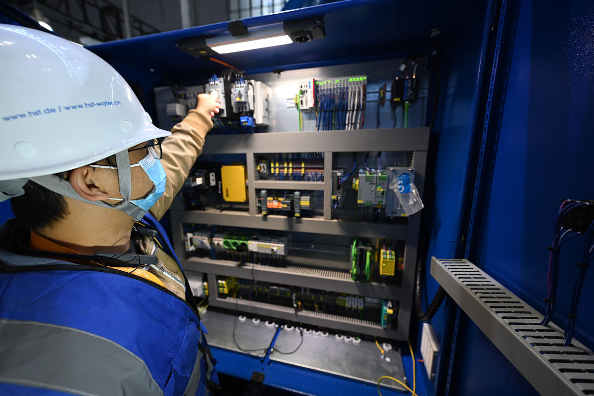 湖北机电一体化学校电梯安装与维修专业招生简章