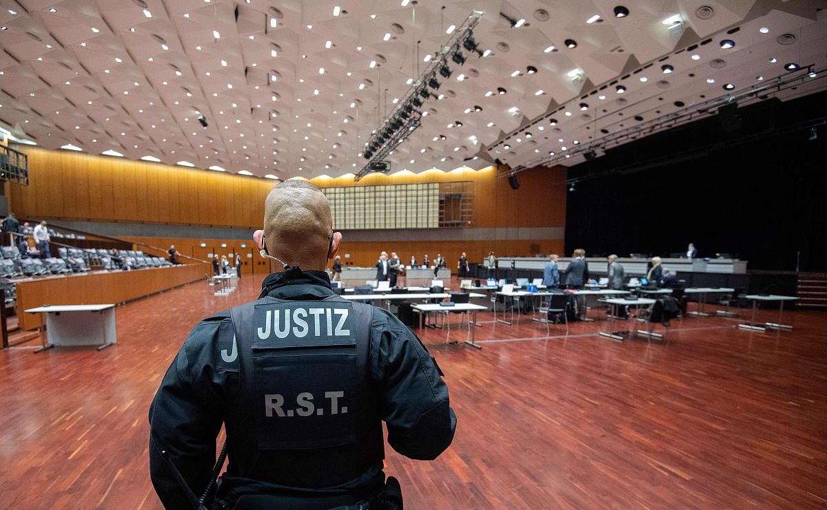 劳斯莱斯具体因为欧盟光污染法案哪一条被罚