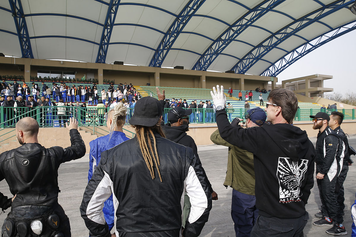 巴士特技飞车 手游更新日志