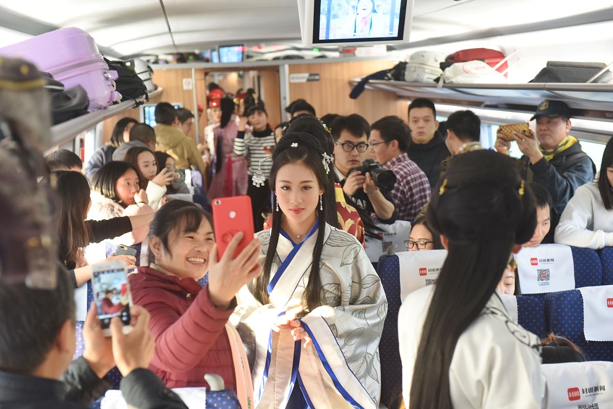 成都大学有哪些高铁专业？