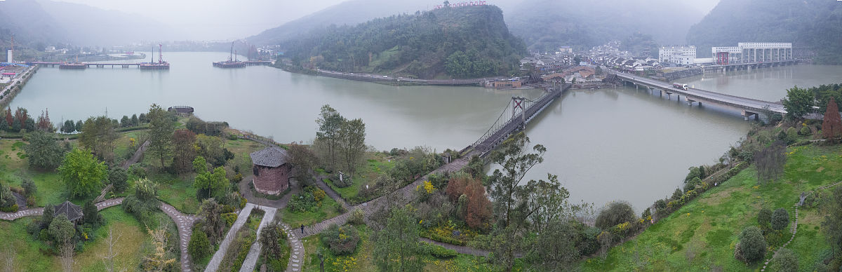 四川铁路学校专业特色是什么？