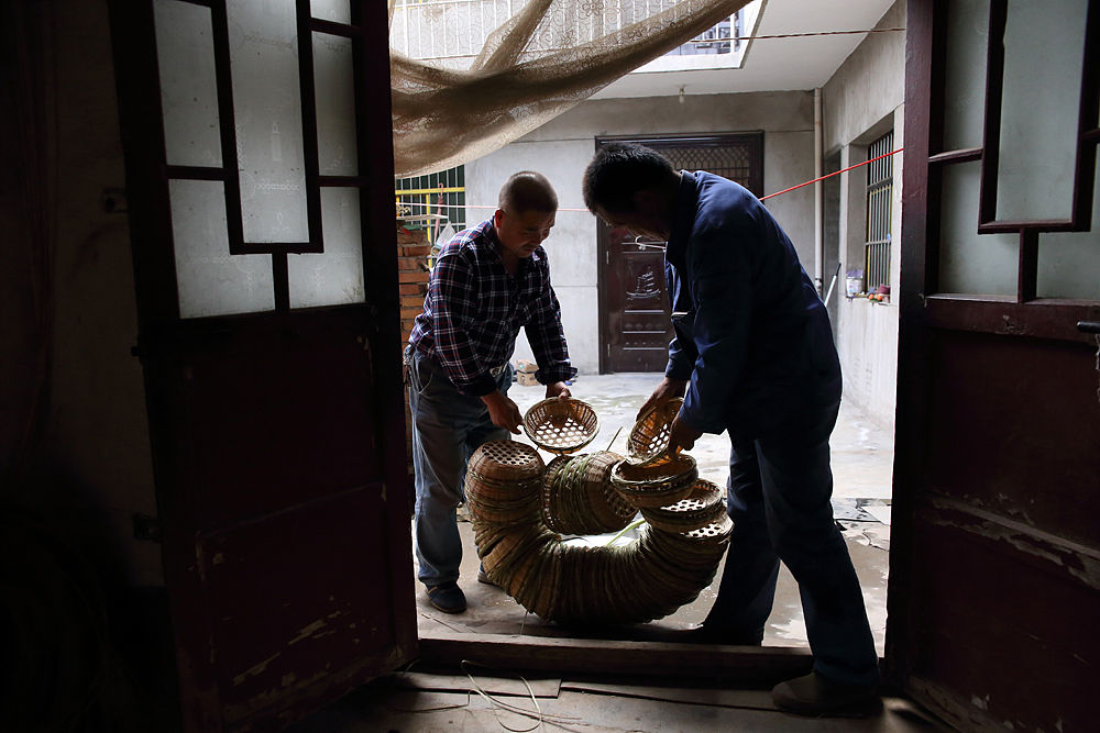 开发计算机软件 报价价格构成表直接材料费 外购成件费 燃料及动力费 直接人工费 废品损失费 管理费用 备件工具费 安装调试费 技术服务费 运杂费 各占比多少