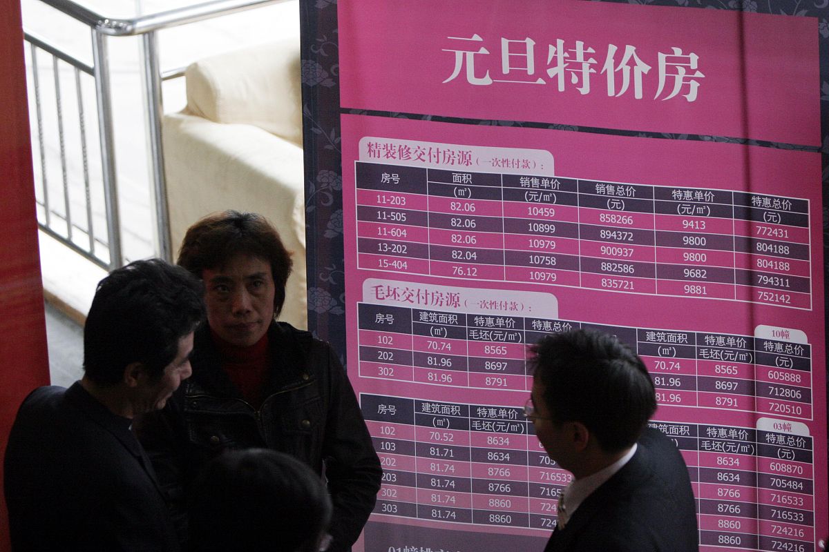 template	view		!-- poster=expertsAdvertisementimg --		!-- video objectFit=cover v-if=expertsAdvertisement && expertsAdvertisementvideo show-fullscreen-btn=false class=expert-child-video src=exper