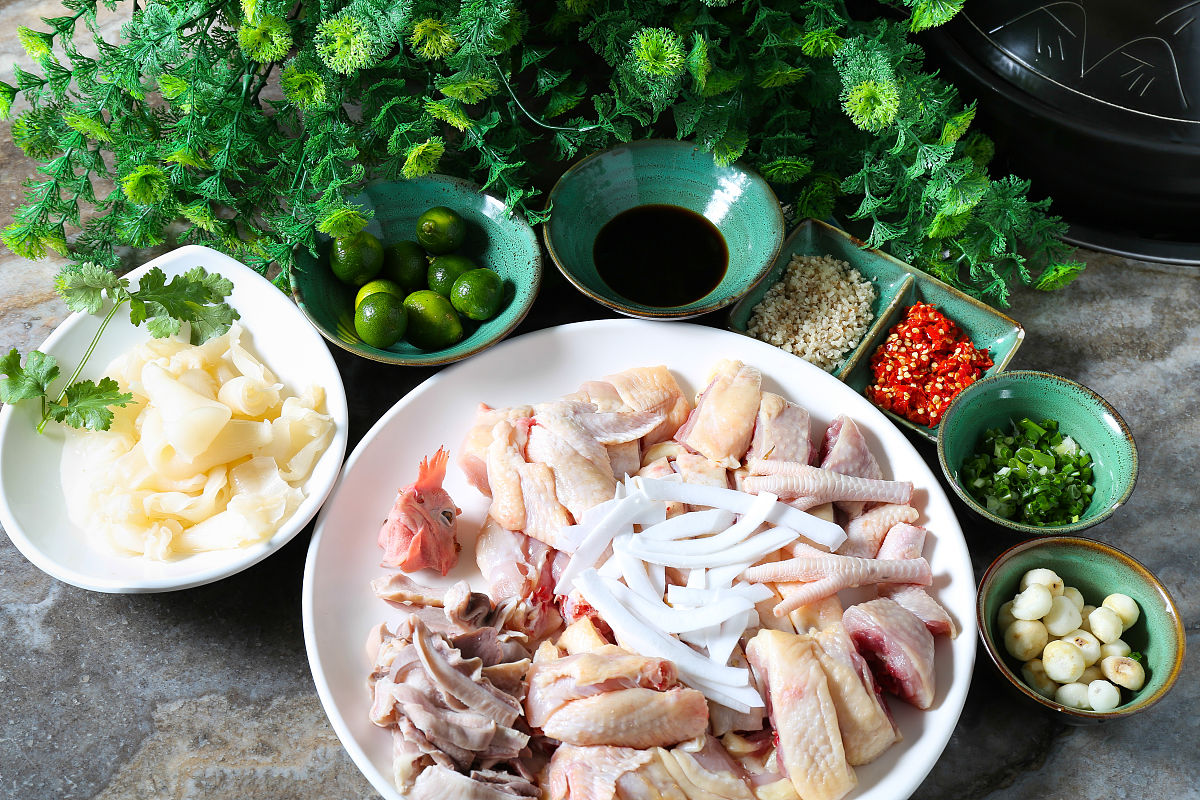 椰子鸡怎么煮？教你做出美味椰子鸡的秘诀！