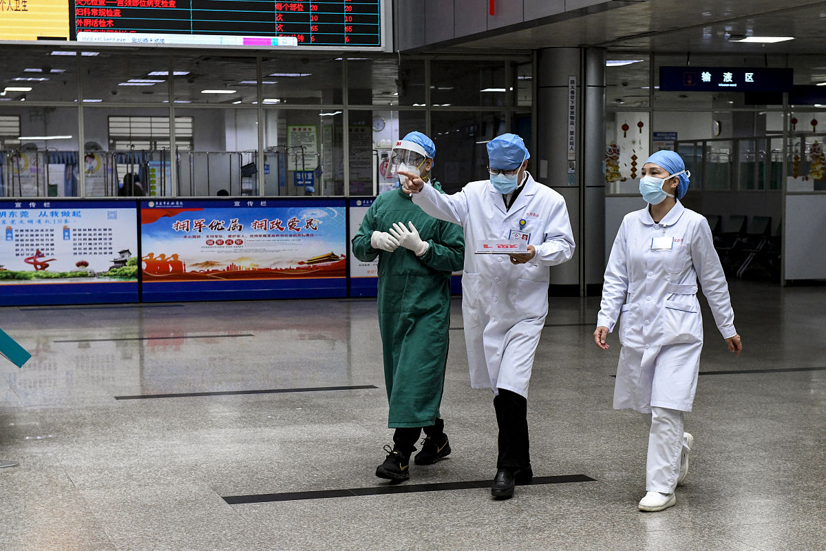 蔡哲清：一位急危重症ICU专科护士的抗疫事迹