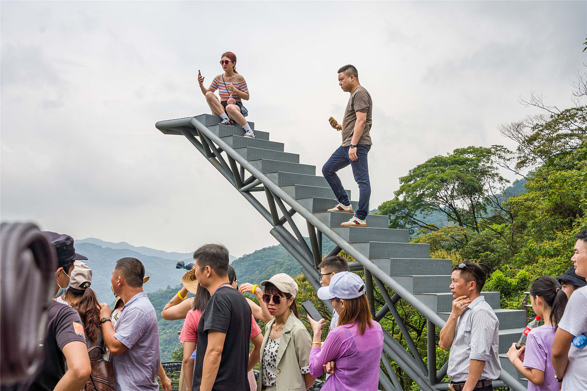 红河读中专学校读什么专业好