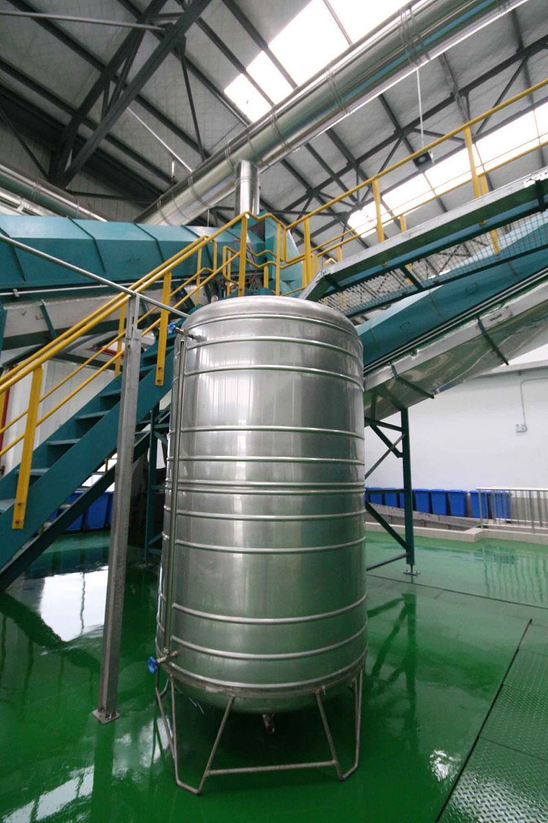 大豆计重流程：从存储到生产线