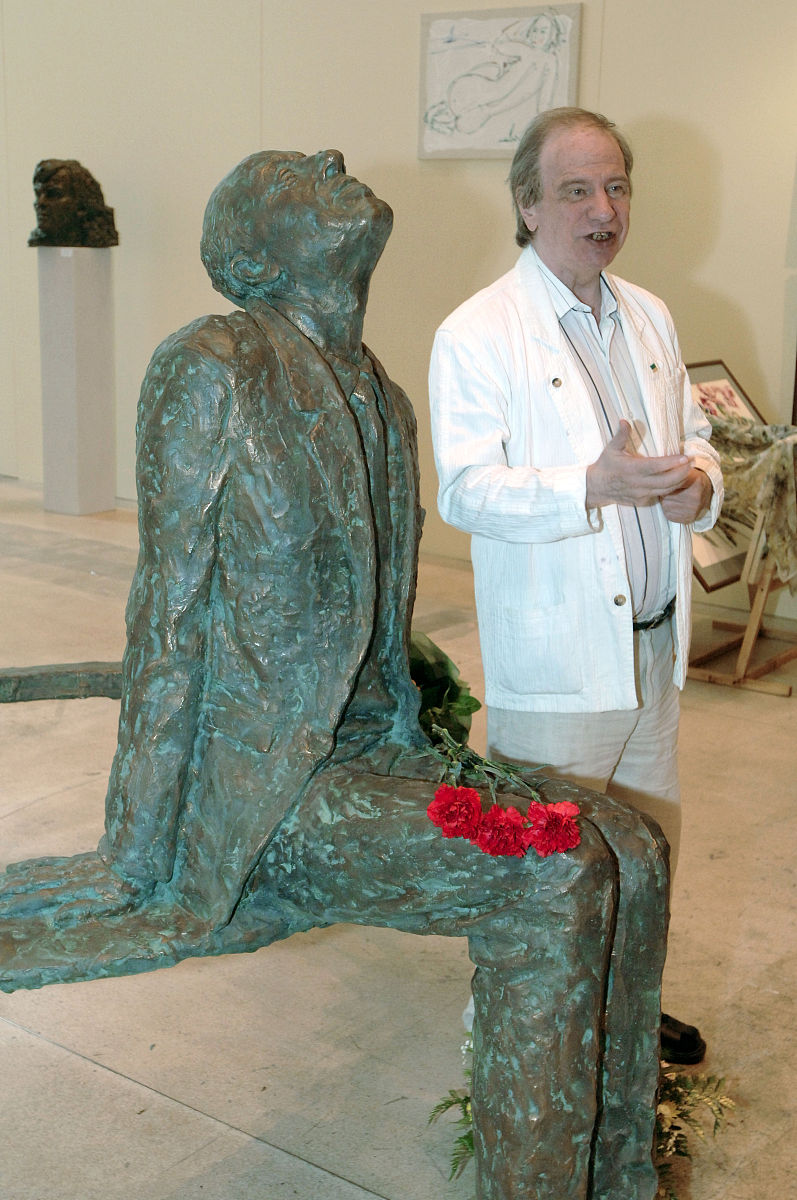2009年6月19日,俄罗斯莫斯科,由雕塑家grigory pototsky创作的俄罗斯