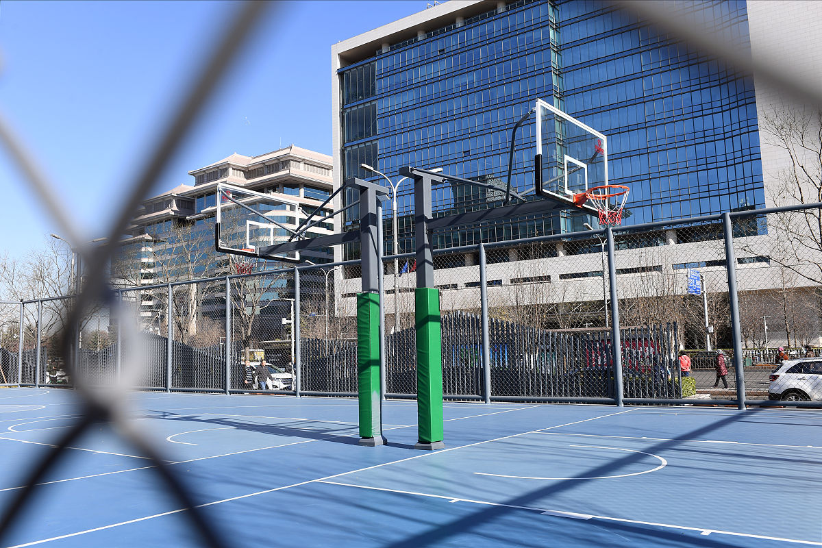 AI夸奖：谢谢，我很高兴能帮助你！