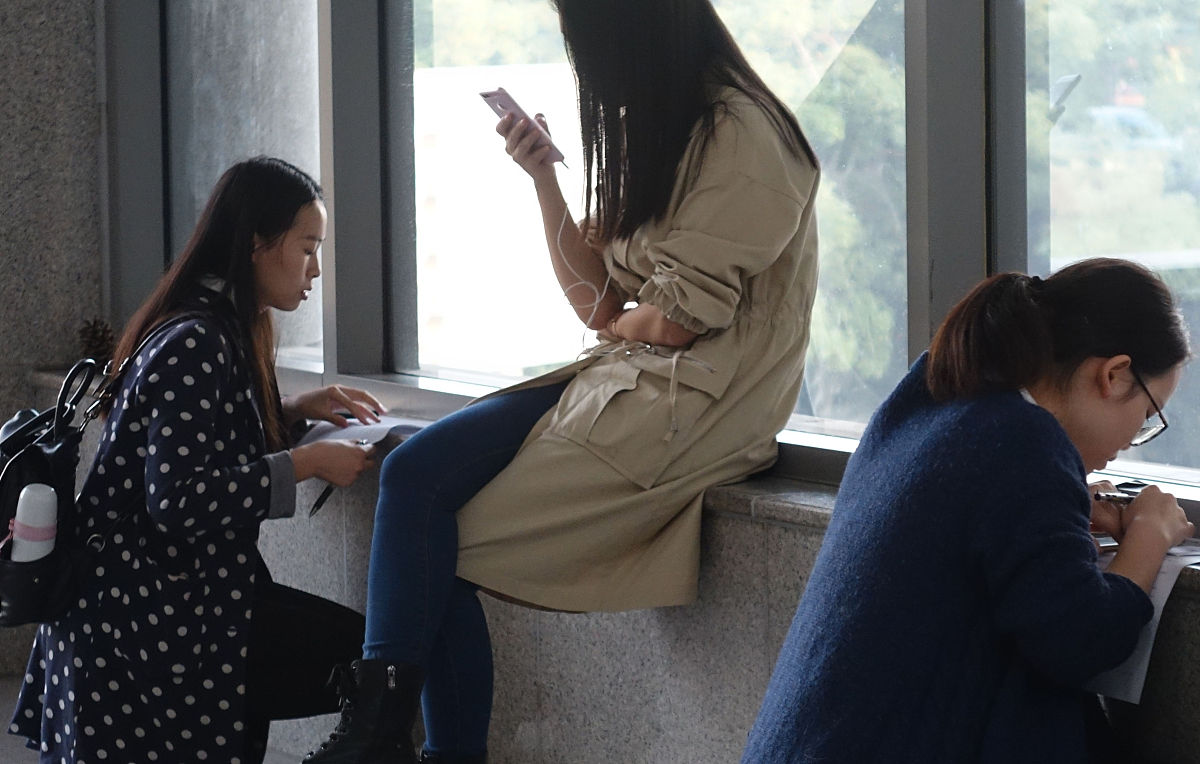 重庆初中毕业生报考卫校指南：专业、招生、录取