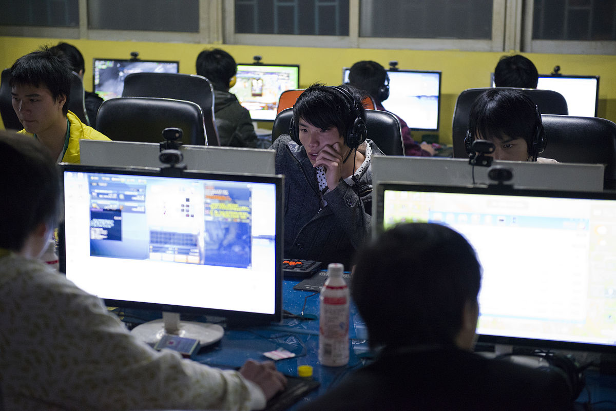 假设你是一名高校老师你在寒假期间学习了关于如何授课和如何应对网课突发事件的在线课程请写一篇小结