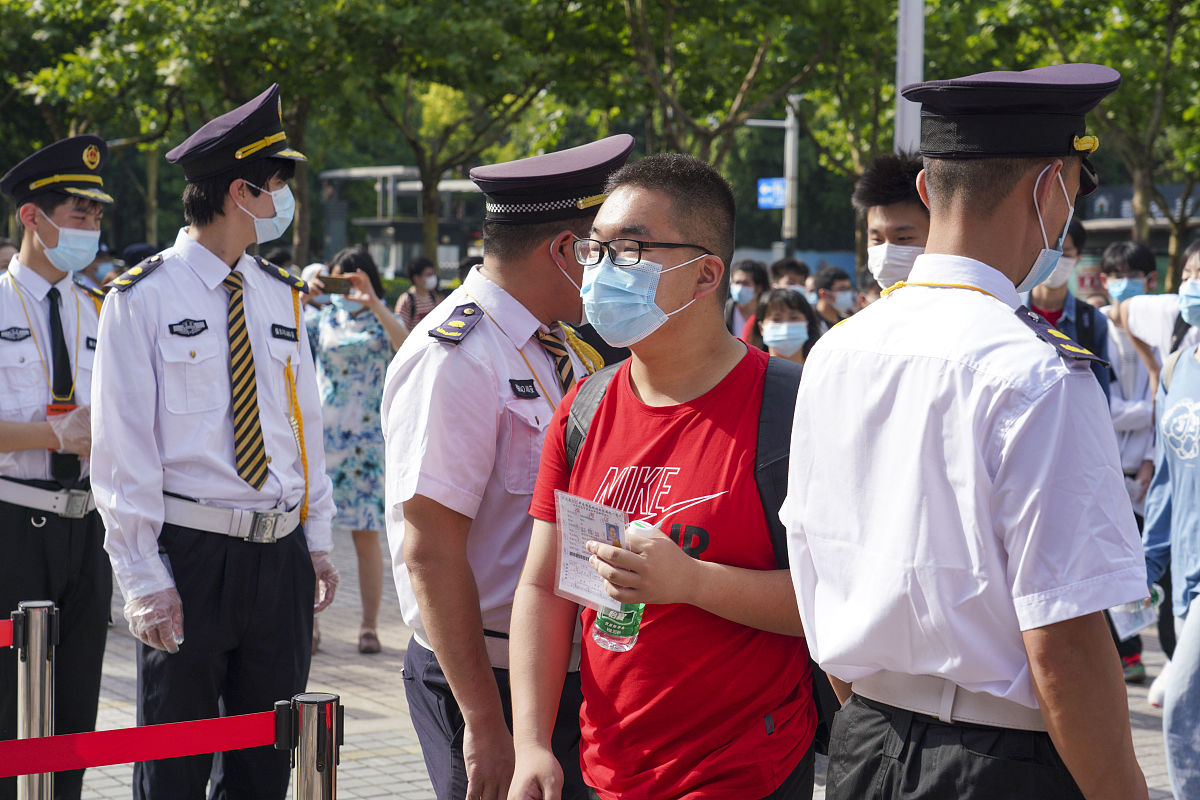 南京中华中等专业学校专业介绍：2021年招生专业一览