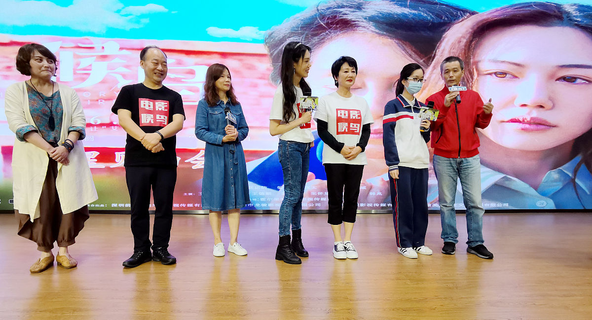 我心中的宝藏女孩：才华与爱心的化身——梅子薇