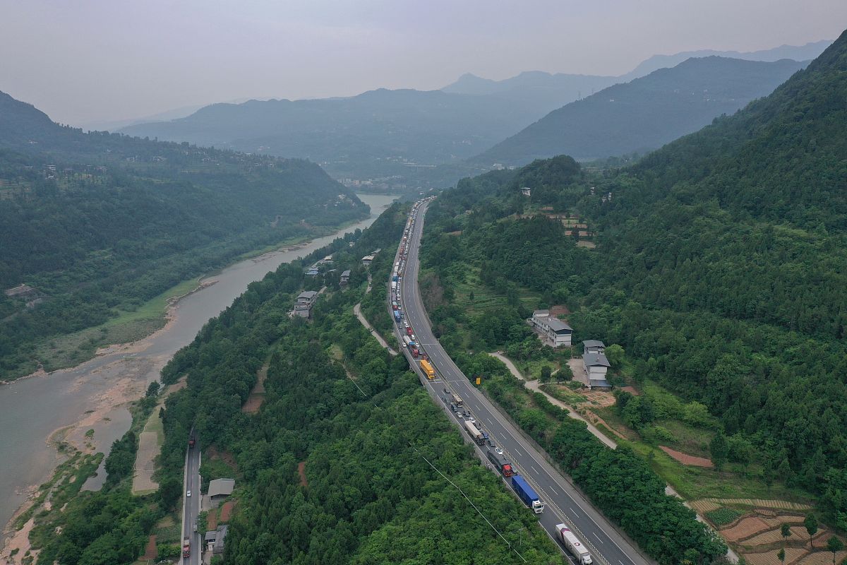 巴中中专学校专业介绍：热门专业、就业前景