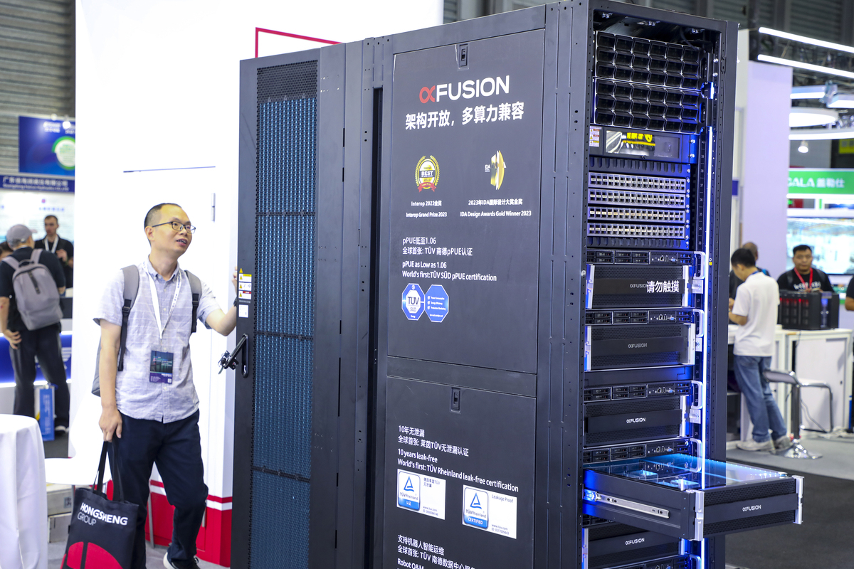 高防服务器、美国服务器、香港服务器 - 稳定挂机宝，满足您的各种需求