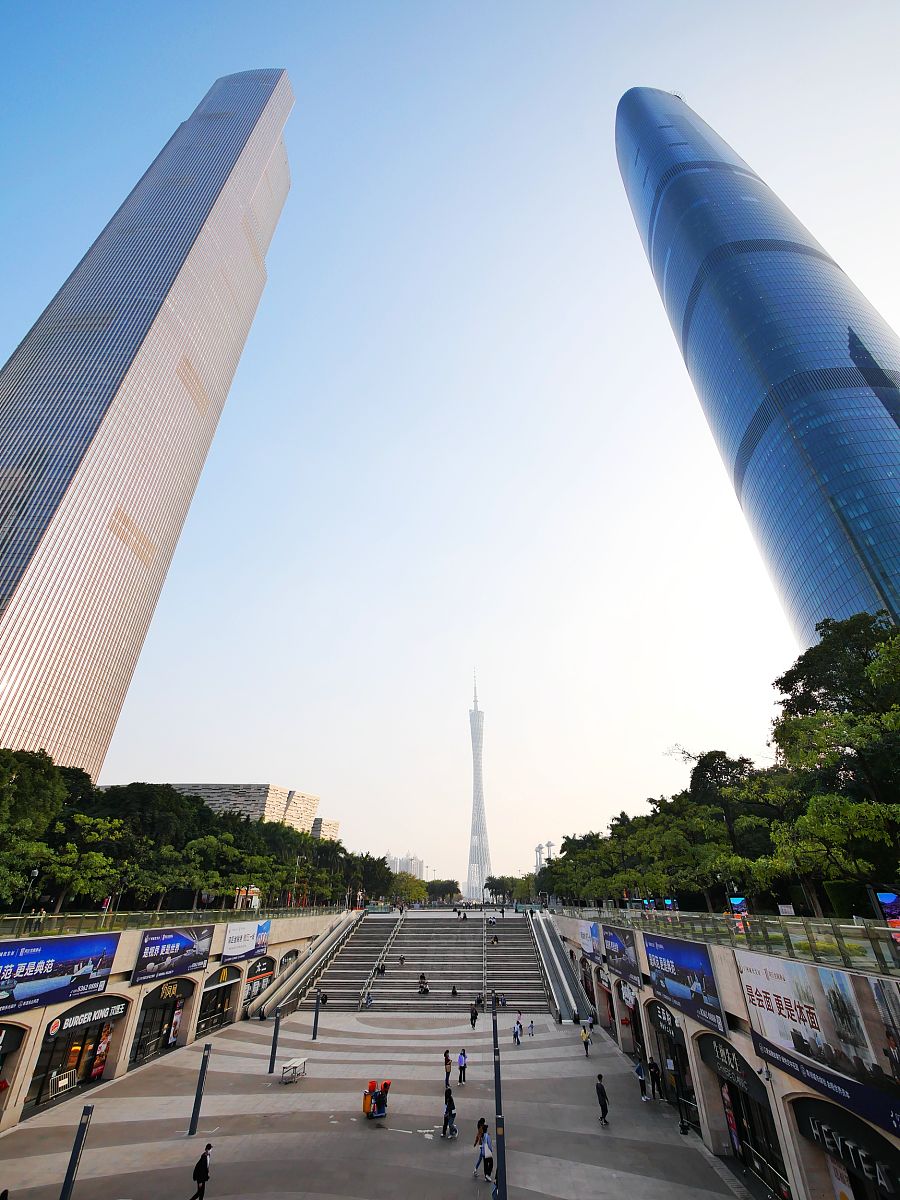 2021年1月26日,广东广州,城区环境.