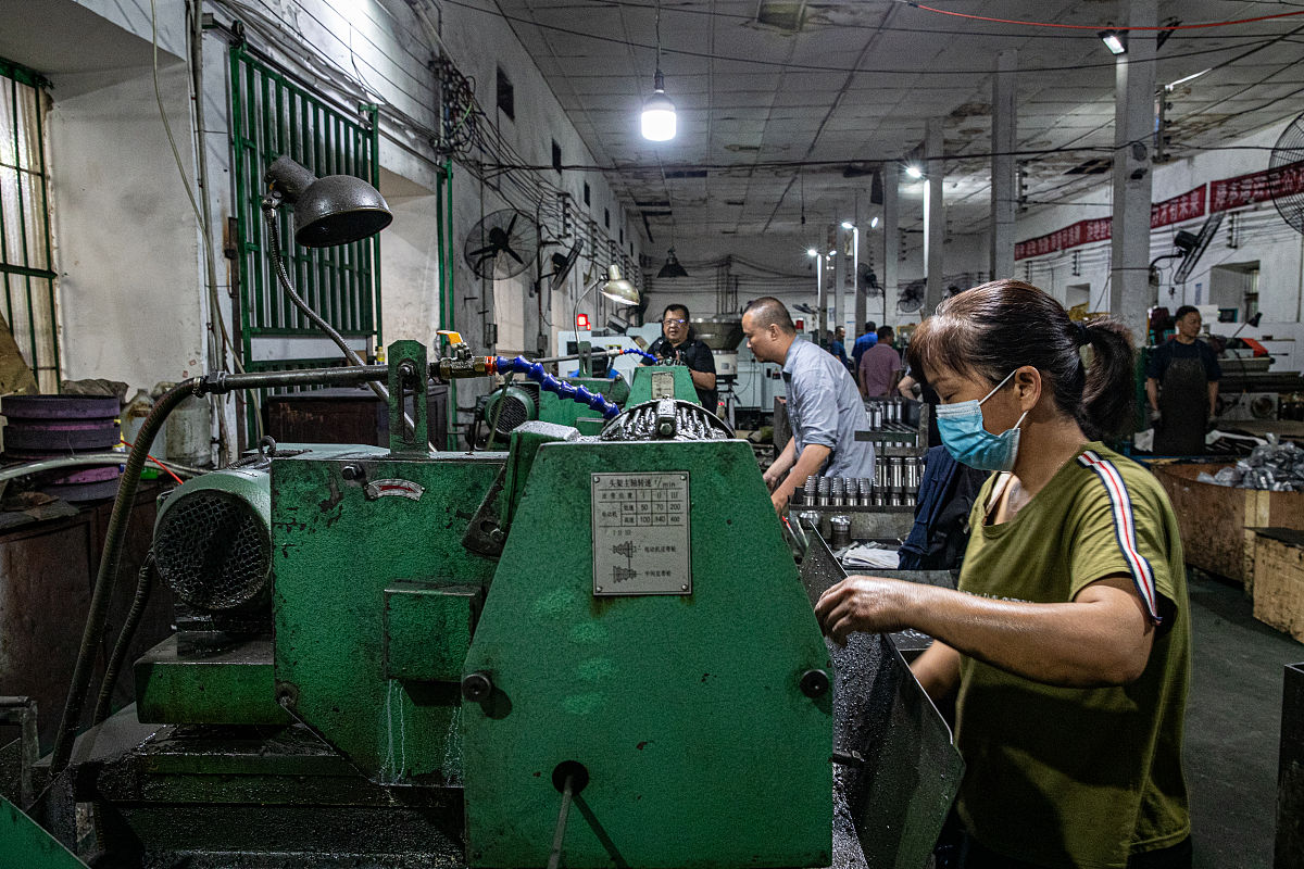 邵阳市第二纺织机械厂技工学校怎么样开设专业有哪些